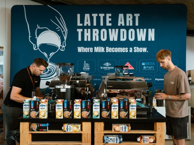 Latte art competition